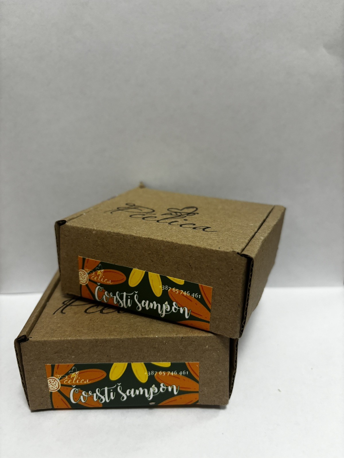 PČELICA ČVRSTI ŠAMPON 50G