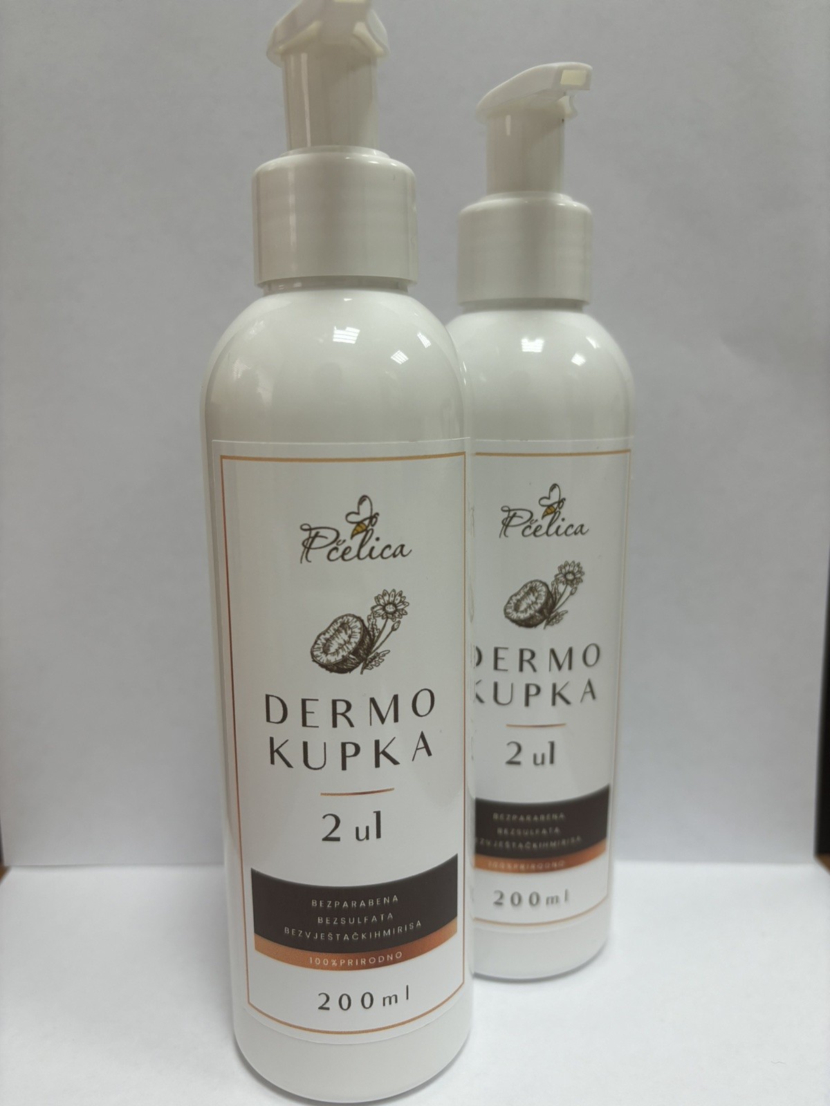 PČELICA DERMO KUPKA 2u1 200mL
